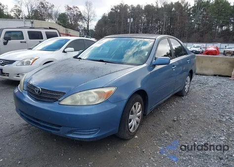 2002 Toyota Camry Le z USA, uszkodzony, nr VIN 4T1BE32K52U639010